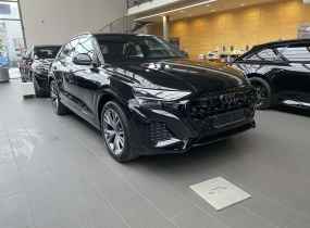 Audi Q8 2025
