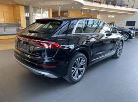 Audi Q8 2025