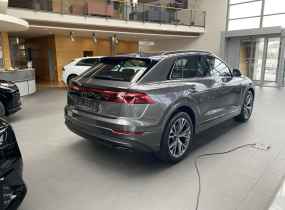 Audi Q8 2025