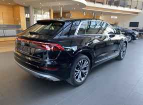 Audi Q8 2025