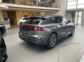 Audi Q8 2025