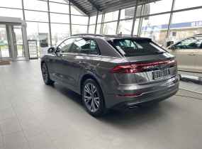 Audi Q8 2025
