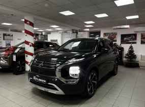 MITSUBISHI Outlander 2.5 CVT Ultimate