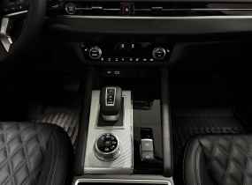 MITSUBISHI Outlander 2.5 CVT Ultimate