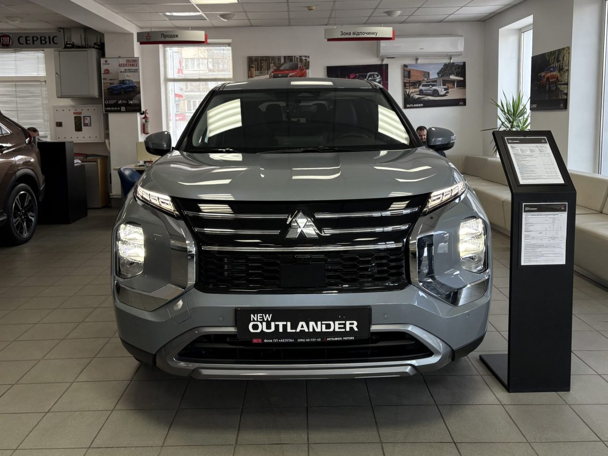 MITSUBISHI Outlander 2.5 CVT Intense