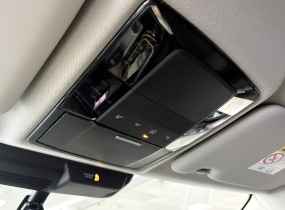 MITSUBISHI Outlander 2.5 CVT Intense