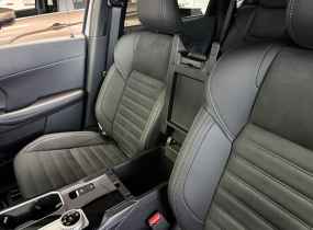 MITSUBISHI Outlander 2.5 CVT Intense