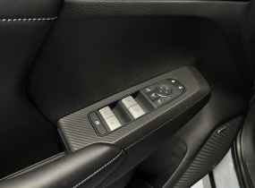 MITSUBISHI Outlander 2.5 CVT Intense