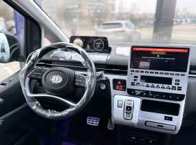 HYUNDAI Staria US4 2.2 CRDi 7-Top Nappa 2SR 8AT 4WD