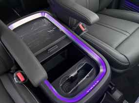 HYUNDAI Staria US4 2.2 CRDi 7-Top Nappa 8AT 4WD