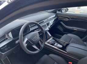 Audi S8 2025