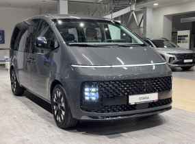 Hyundai Staria 2.2 CRDi 7-Top Bronze 8AT 4WD