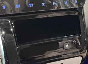 Hyundai Staria 2.2 CRDi 7-Top Bronze 8AT 4WD