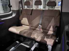 Hyundai Staria 2.2 CRDi 7-Top Bronze 8AT 4WD