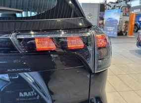 Suzuki S-cross 1.4T 2WD A/T GL