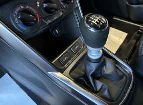 Suzuki S-cross 1.4T 2WD M/T GL