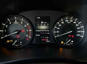 Suzuki S-cross 1.4T 2WD M/T GL