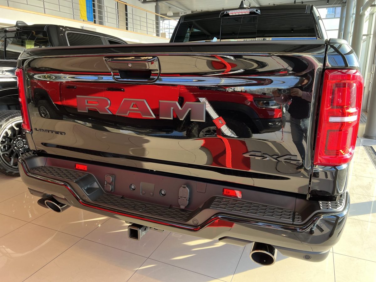 RAM 1500 Limited