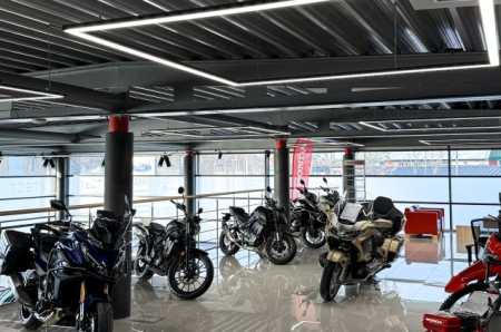 Великий концептуальний мотосалон у регіоні