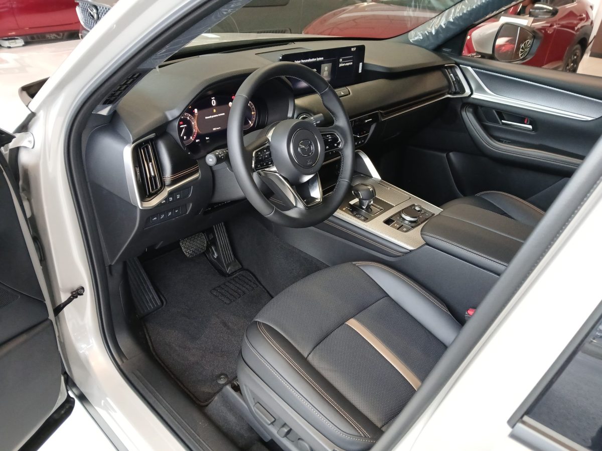 MAZDA CX-60 2.5L 8AT 4WD Premium-Line