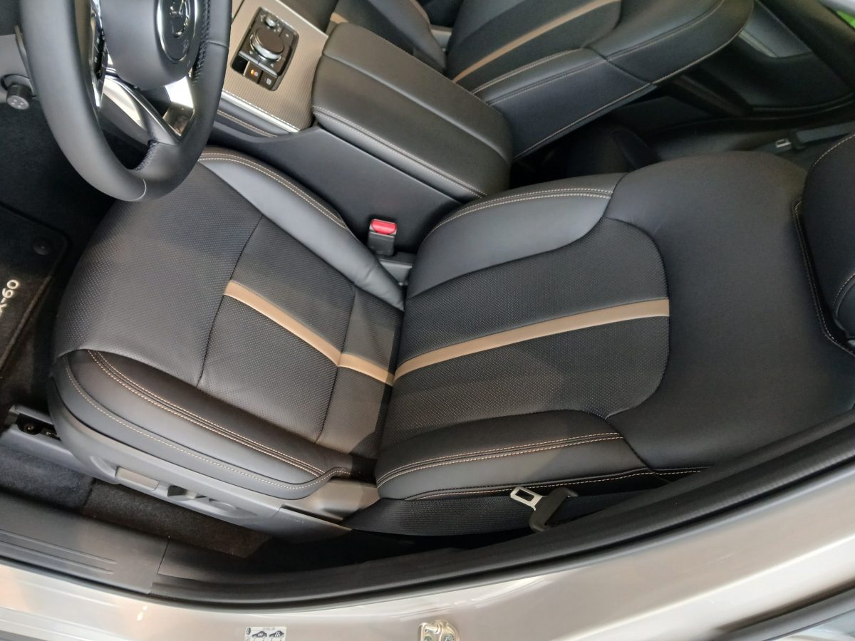 MAZDA CX-60 2.5L 8AT 4WD Premium-Line