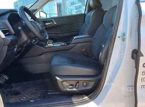 MITSUBISHI Outlander 2.5 CVT Ultimate