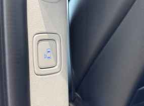 Hyundai Staria 2.2 CRDi 7-Top Bronze 8AT 4WD