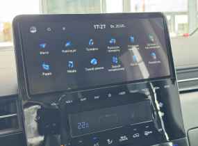 Hyundai Staria 2.2 CRDi 7-Top Bronze 8AT 4WD