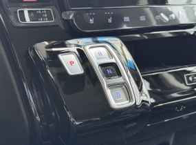 Hyundai Staria 2.2 CRDi 7-Top Bronze 8AT 4WD