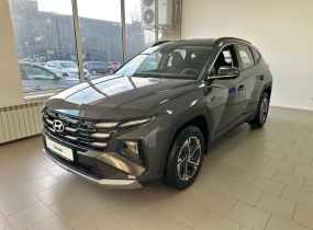 HYUNDAI Tucson NX4 PE 2.0 Express 2WD