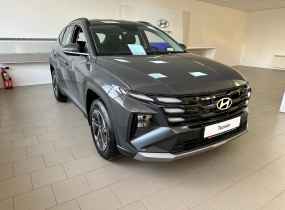 HYUNDAI Tucson NX4 PE 2.0 Express 2WD