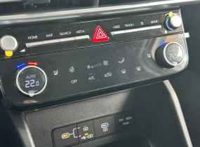 HYUNDAI Tucson NX4 PE 2.0 Express 2WD