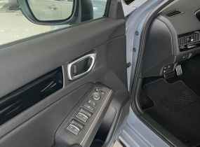 Honda Civic 2.0 Hybrid  (184 к.с.)
