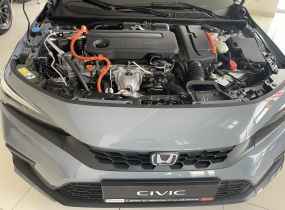 Honda Civic 2.0 Hybrid  (184 к.с.)