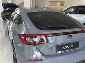 Honda Civic 2.0 Hybrid  (184 к.с.)