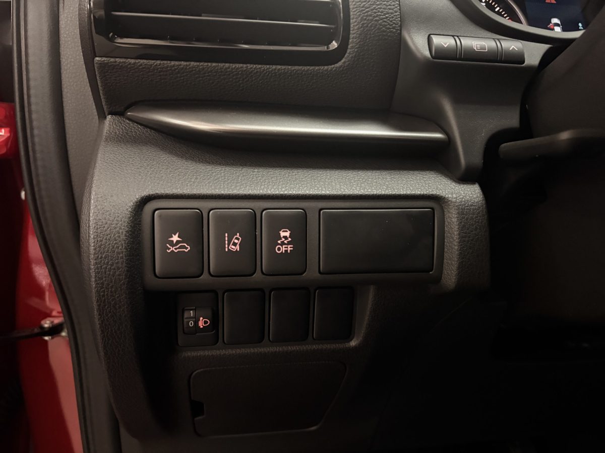MITSUBISHI Eclipse Cross 1.5 CVT Instyle