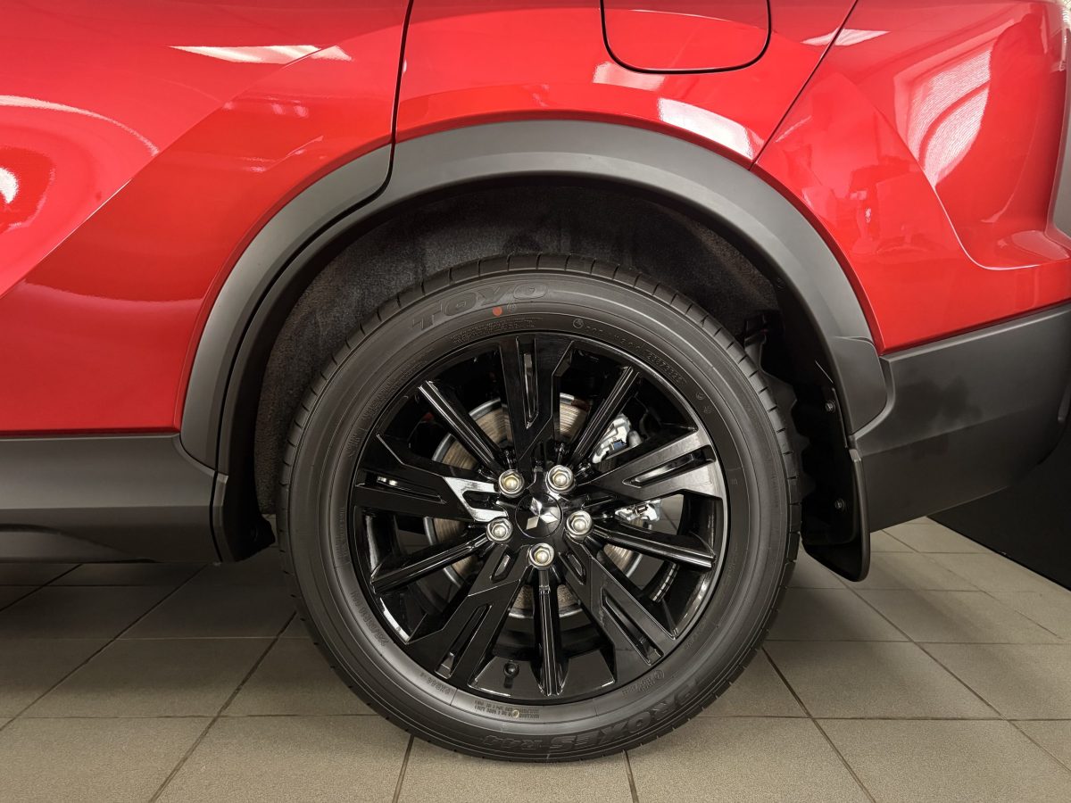 MITSUBISHI Eclipse Cross 1.5 CVT Instyle
