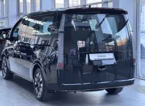 Hyundai Staria 2.2 CRDi 7-Top Bronze 8AT 4WD