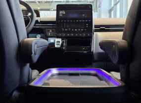 Hyundai Staria 2.2 CRDi 7-Top Bronze 8AT 4WD