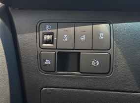 Hyundai Staria 2.2 CRDi 7-Top Bronze 8AT 4WD