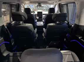 Hyundai Staria 2.2 CRDi 7-Top Bronze 8AT 4WD