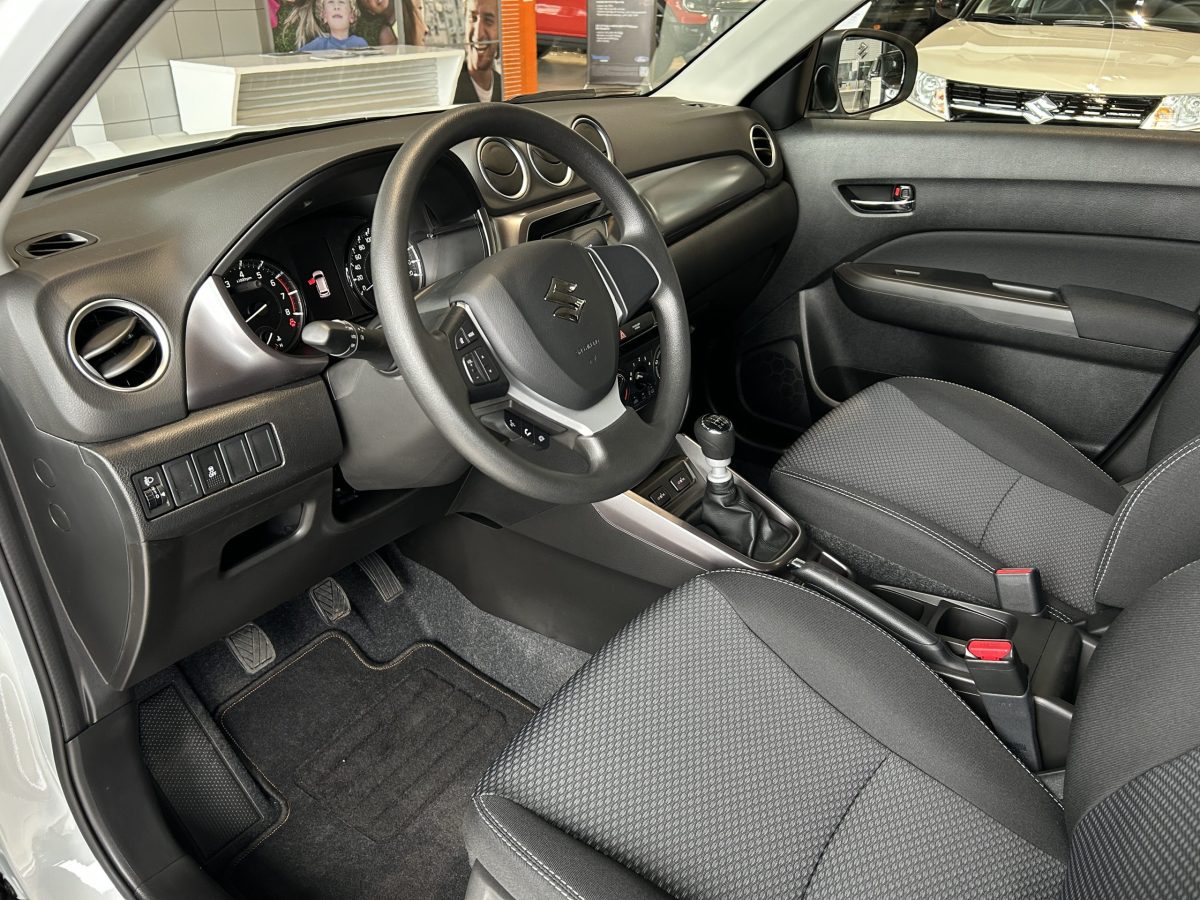 Suzuki Vitara 1.4T 2WD M/T GL