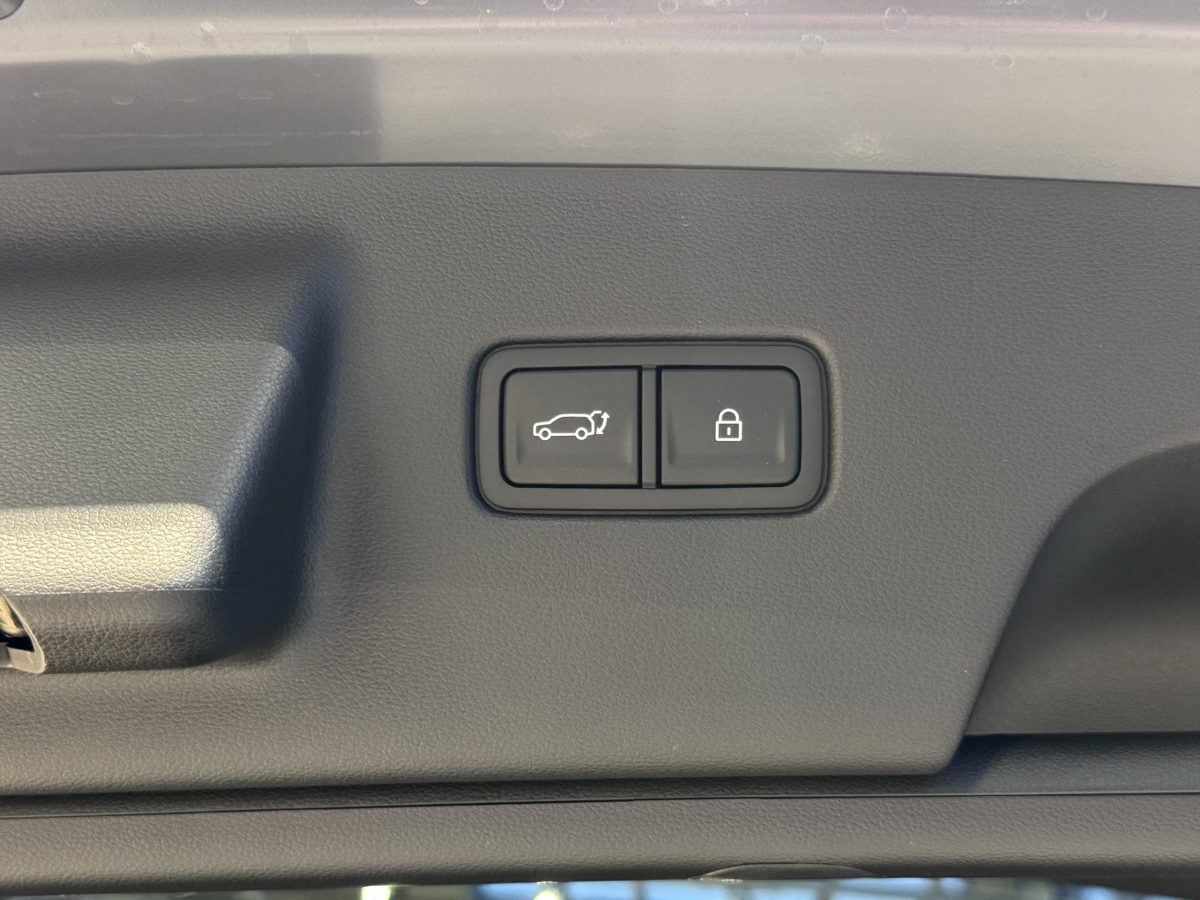 HYUNDAI Palisade LX3 2.5 T-GDI HEV Top 6AT