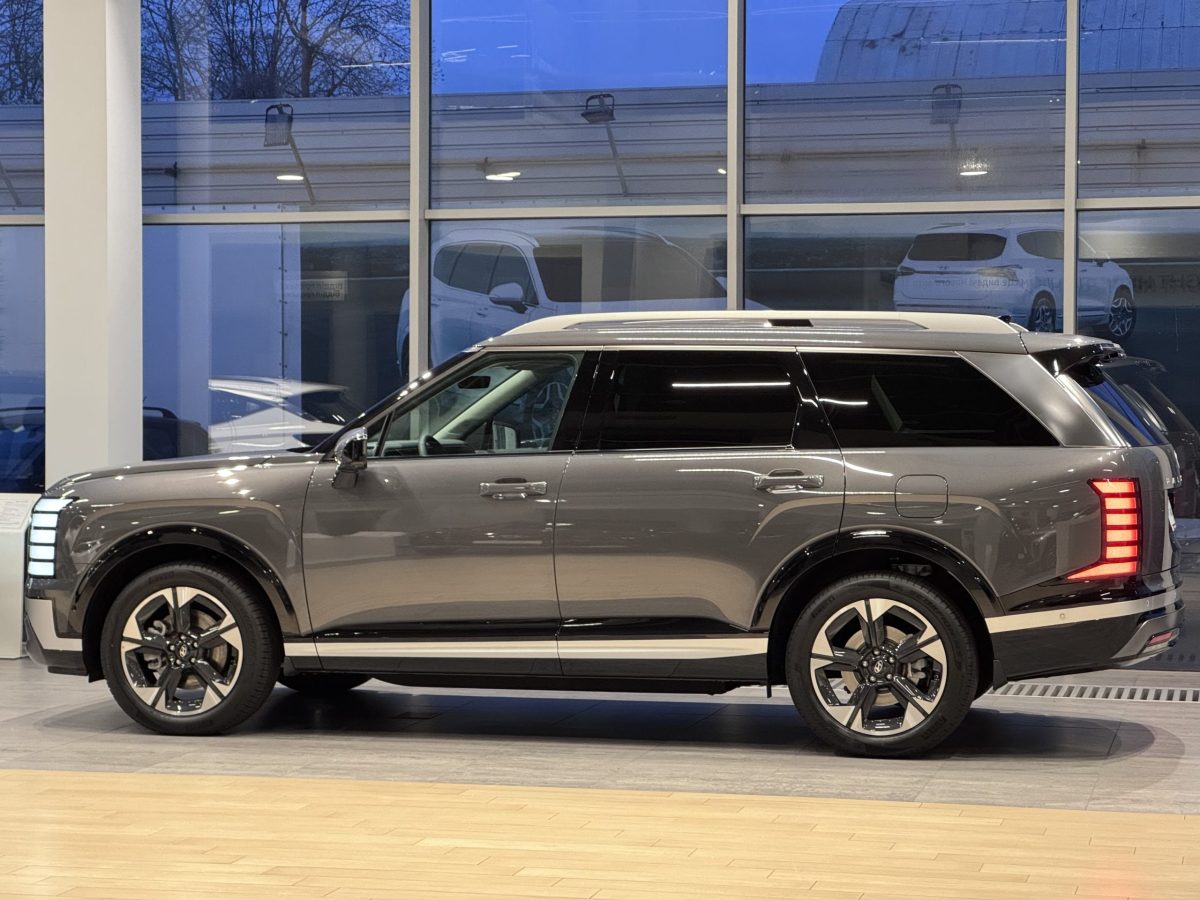 HYUNDAI Palisade LX3 2.5 T-GDI HEV Top 6AT