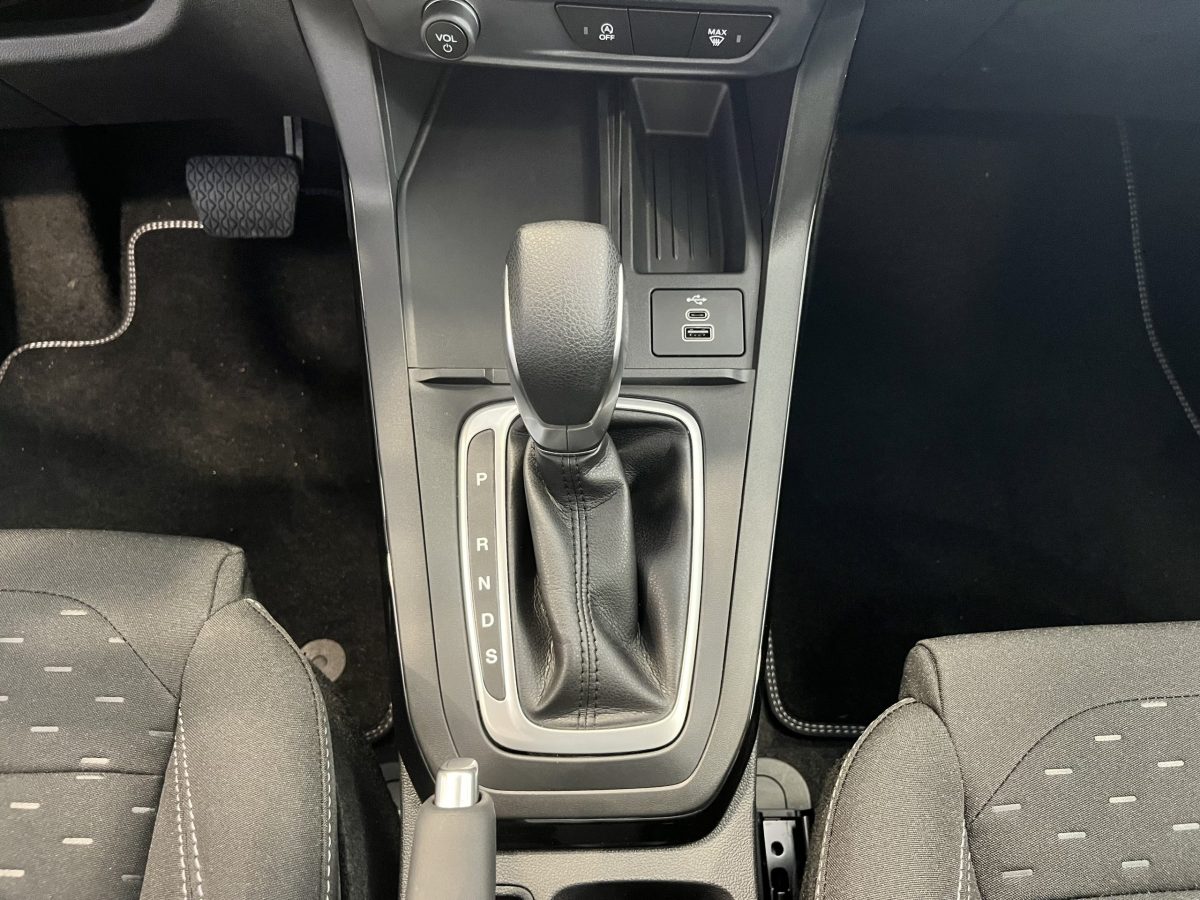 Ford Puma 1.0 MHEV TITANIUM