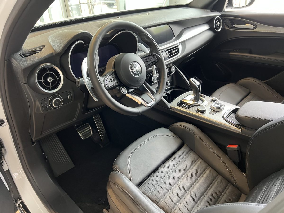 ALFA ROMEO STELVIO 2024