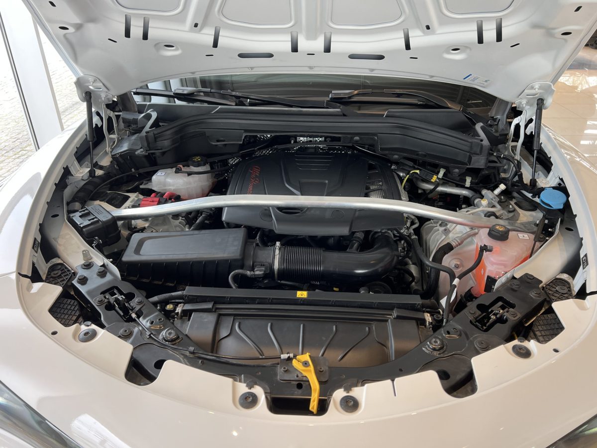 ALFA ROMEO STELVIO 2024