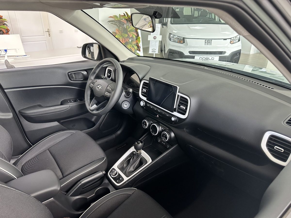 HYUNDAI Venue QX 1.6 Elegance AT A-pack