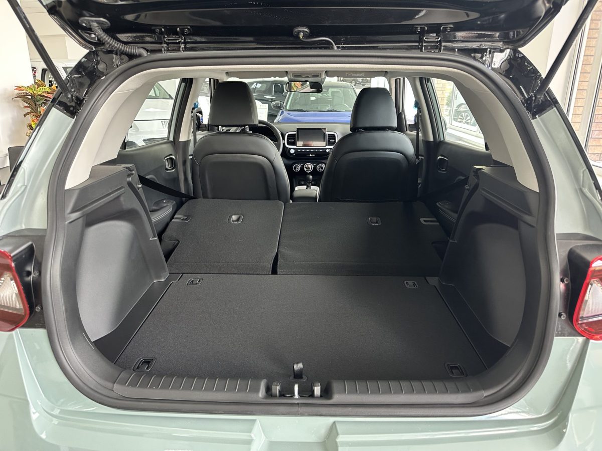 HYUNDAI Venue QX 1.6 Elegance AT A-pack