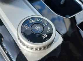 MITSUBISHI Outlander 2.5 CVT Intense